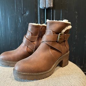 Crown Vintage Bootie